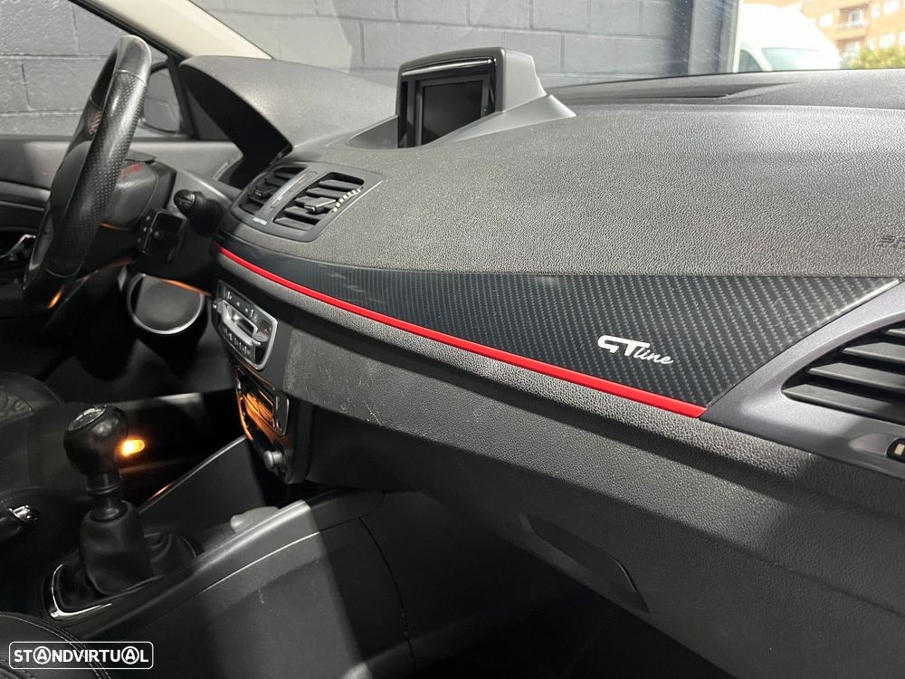 Renault Mégane Sport Tourer 1.5 dCi GT Line SS - 21