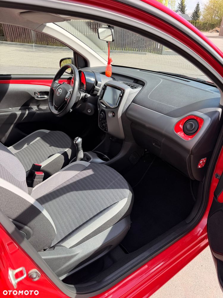 Toyota Aygo 1.0 VVT-i Color Edition - 11
