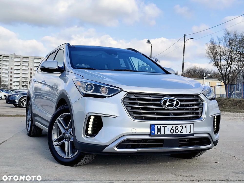 Hyundai Grand Santa Fe - 5