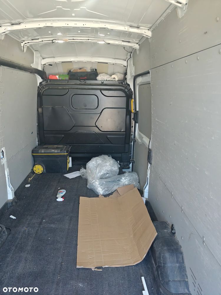 Ford Transit - 8