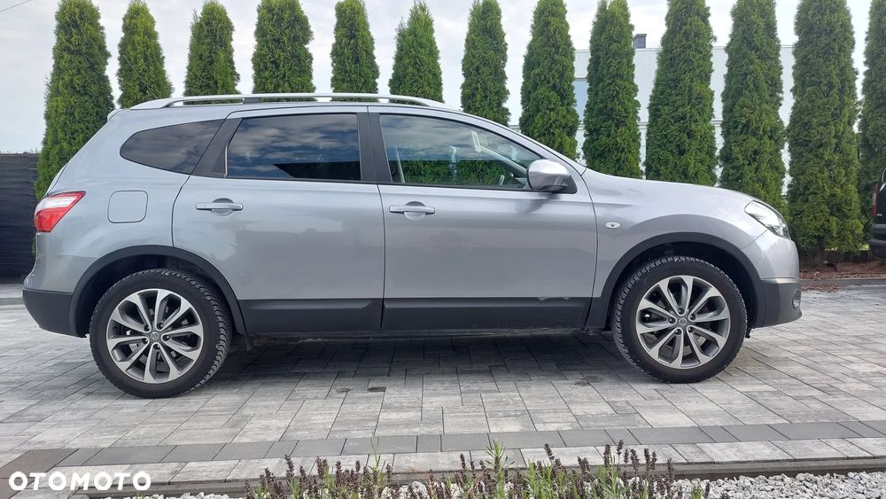 Nissan Qashqai+2 - 1