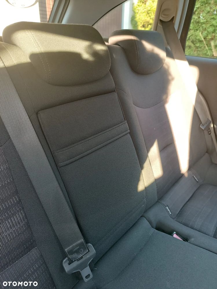 Renault Laguna 2.0 16V 140 Emotion - 19