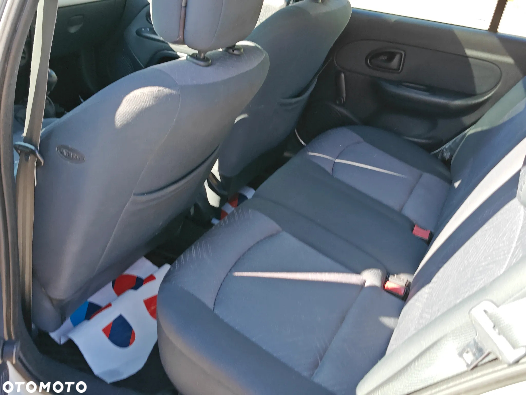 Renault Clio 1.5 dCi Campus - 8
