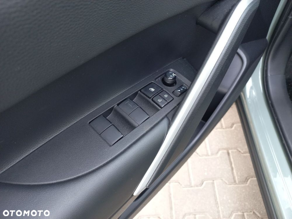 Toyota Corolla Cross 2.0 Hybrid Style - 16