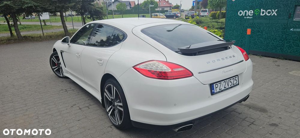 Porsche Panamera Diesel Platinum Edition - 14