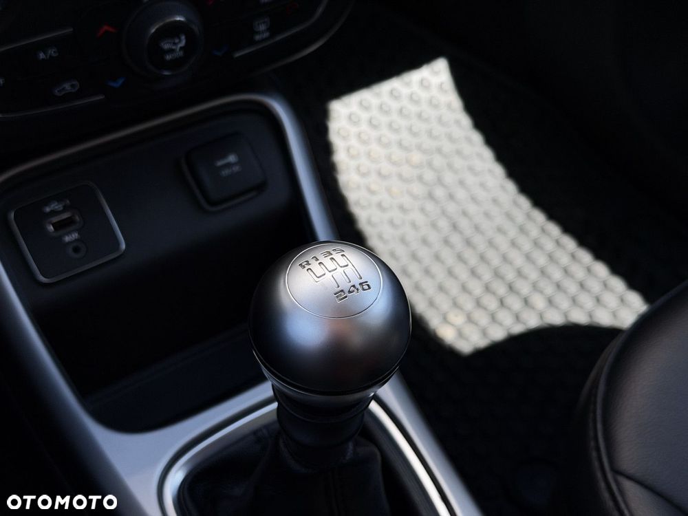 Jeep Compass - 25