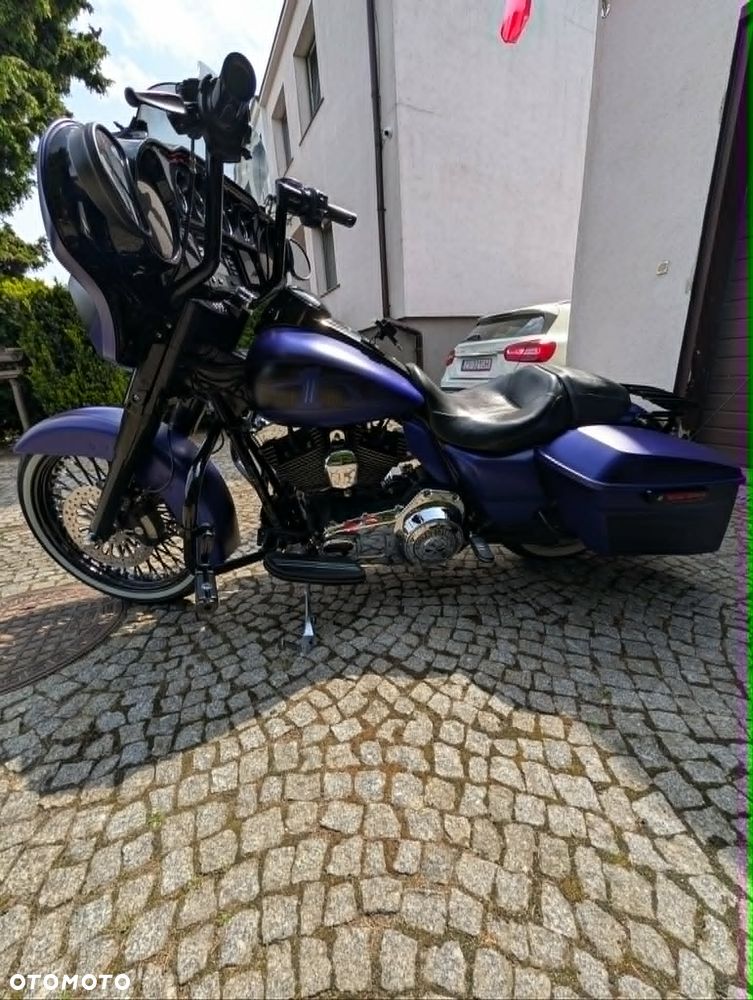 Harley-Davidson Touring Street Glide - 4