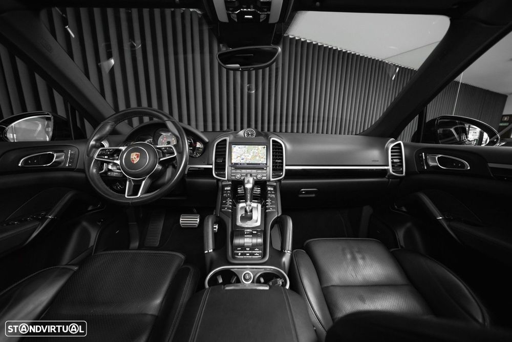 Porsche Cayenne S E-Hybrid - 14