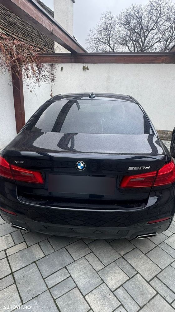 BMW Seria 5 520d xDrive AT - 3