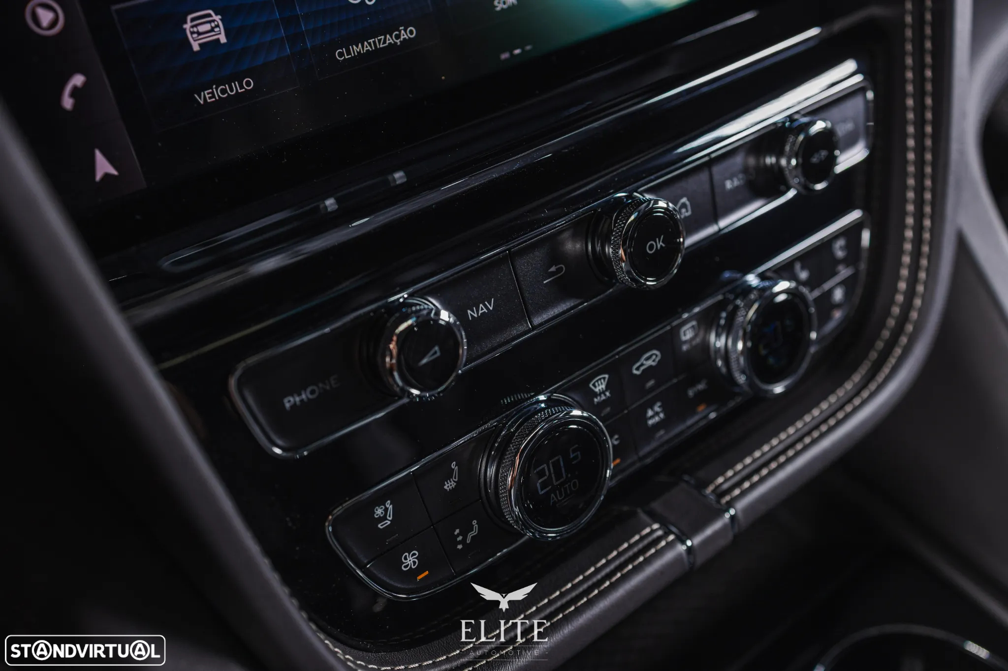 Bentley Bentayga V8 Atelier Edition - 27