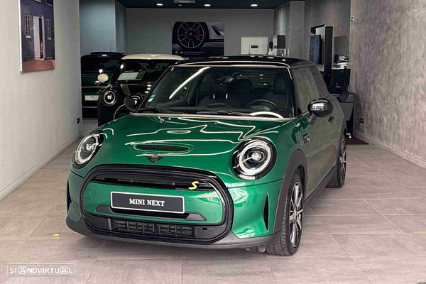 MINI 3 Portas Cooper SE Classic