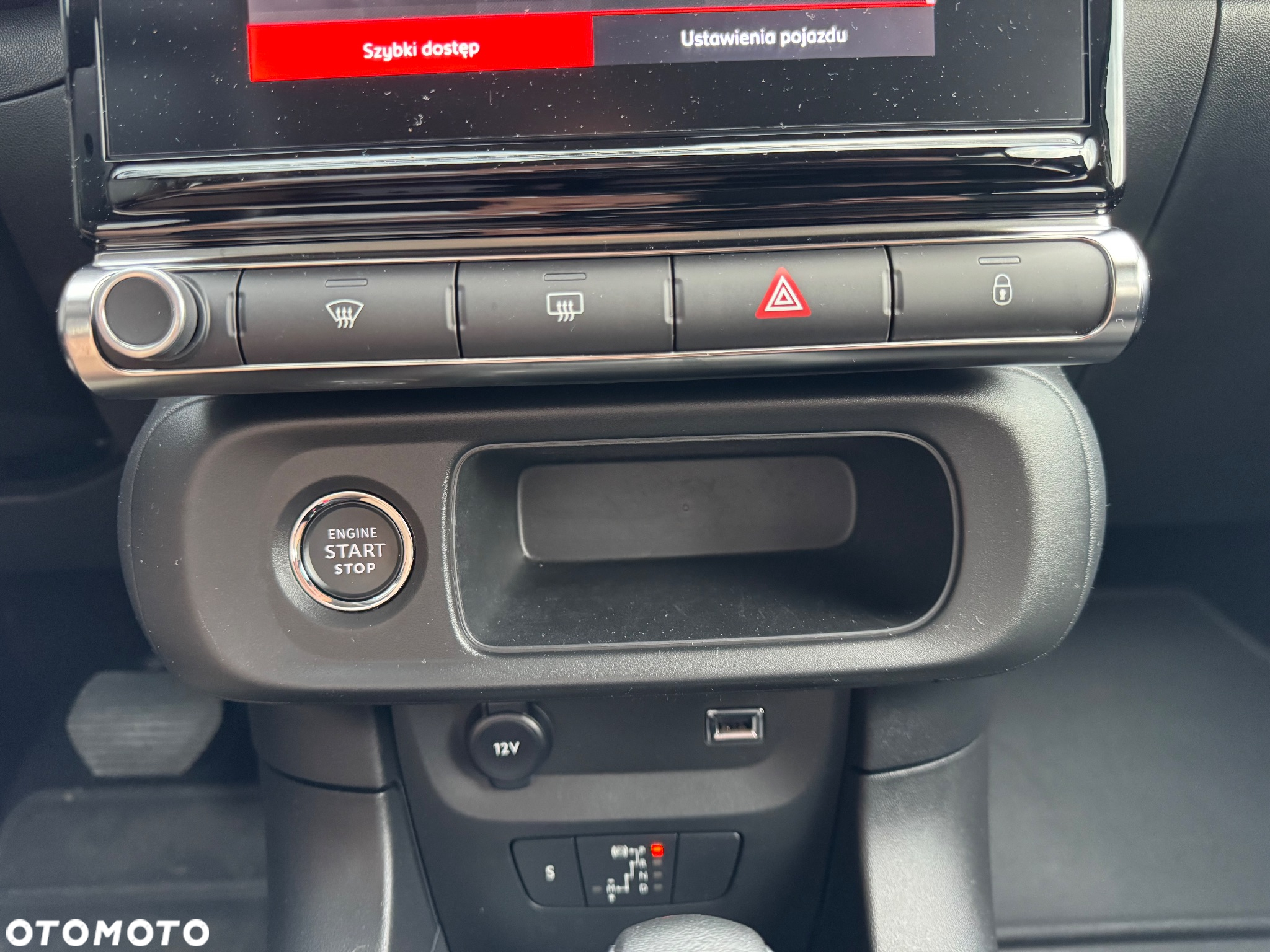 Citroën C3 1.2 PureTech Shine EAT6 - 19
