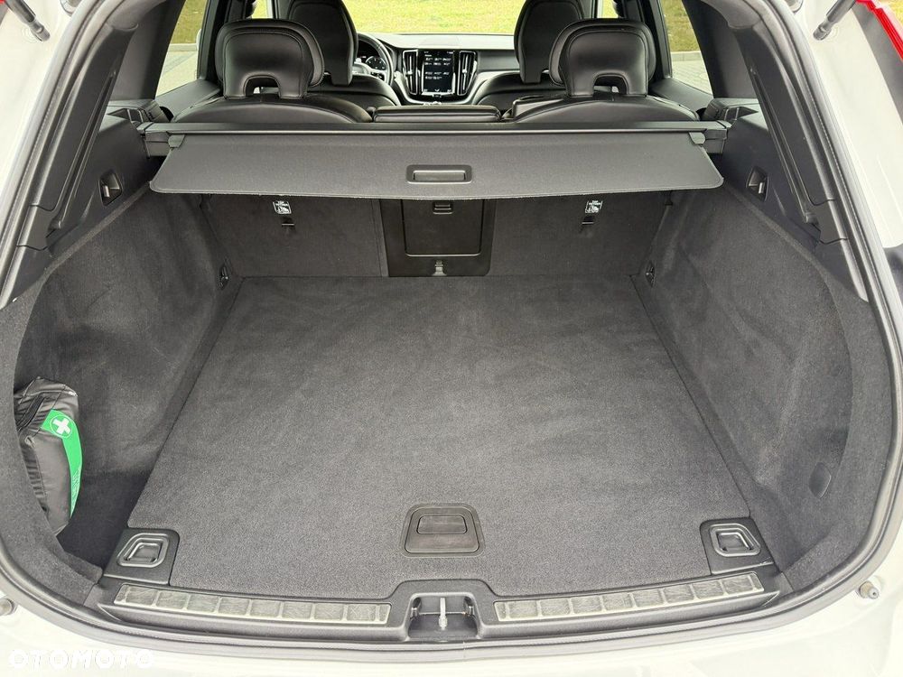 Volvo XC 60 D3 R-Design - 39
