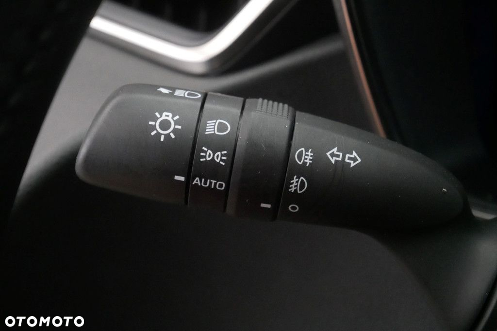 Toyota Corolla - 25
