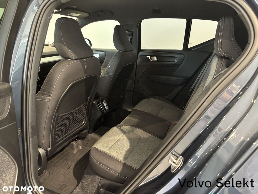 Volvo XC 40 - 24