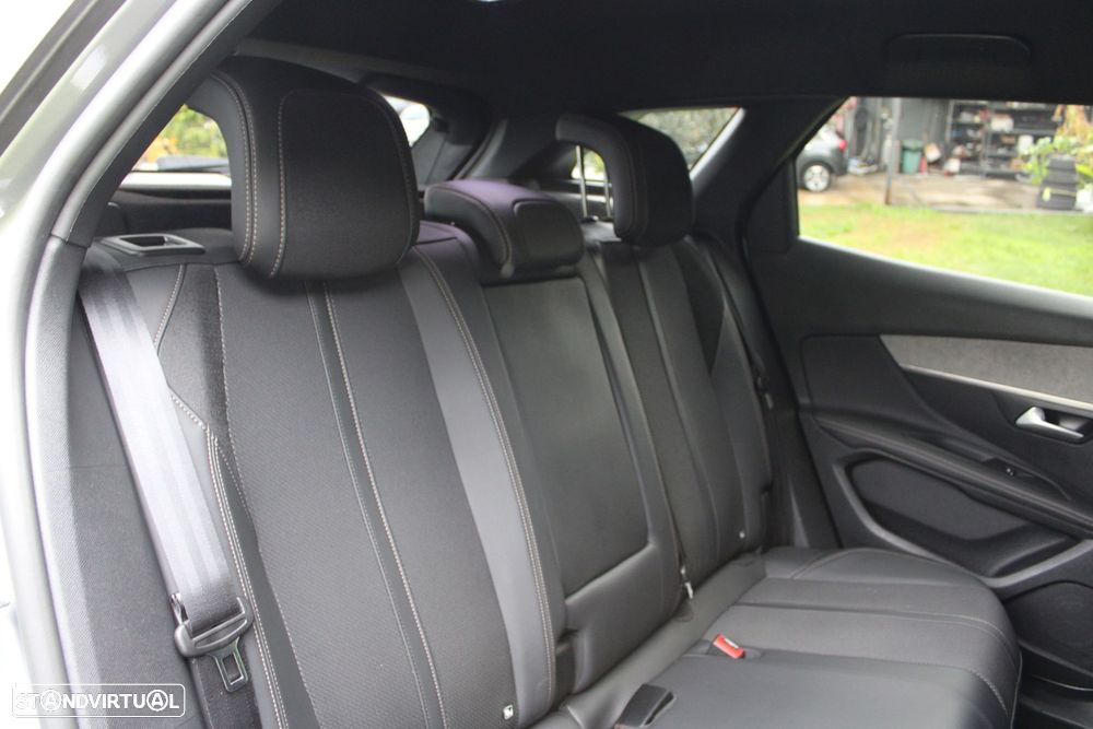 Peugeot 3008 1.2 PureTech GT EAT8 - 20