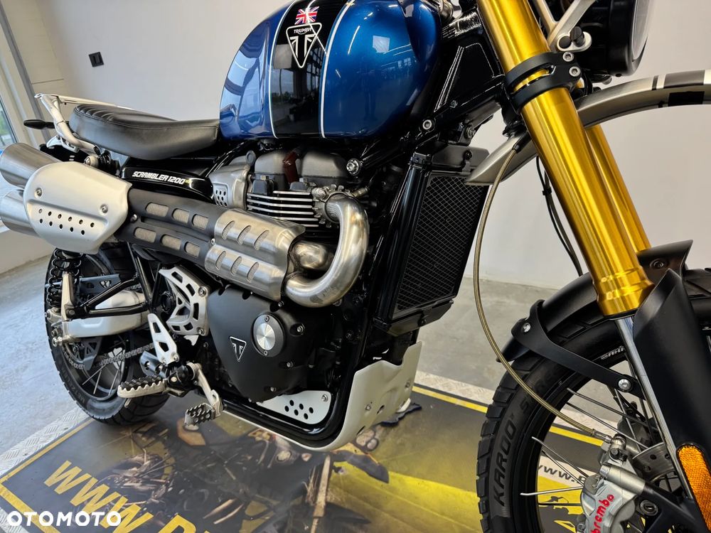 Triumph Scrambler - 9