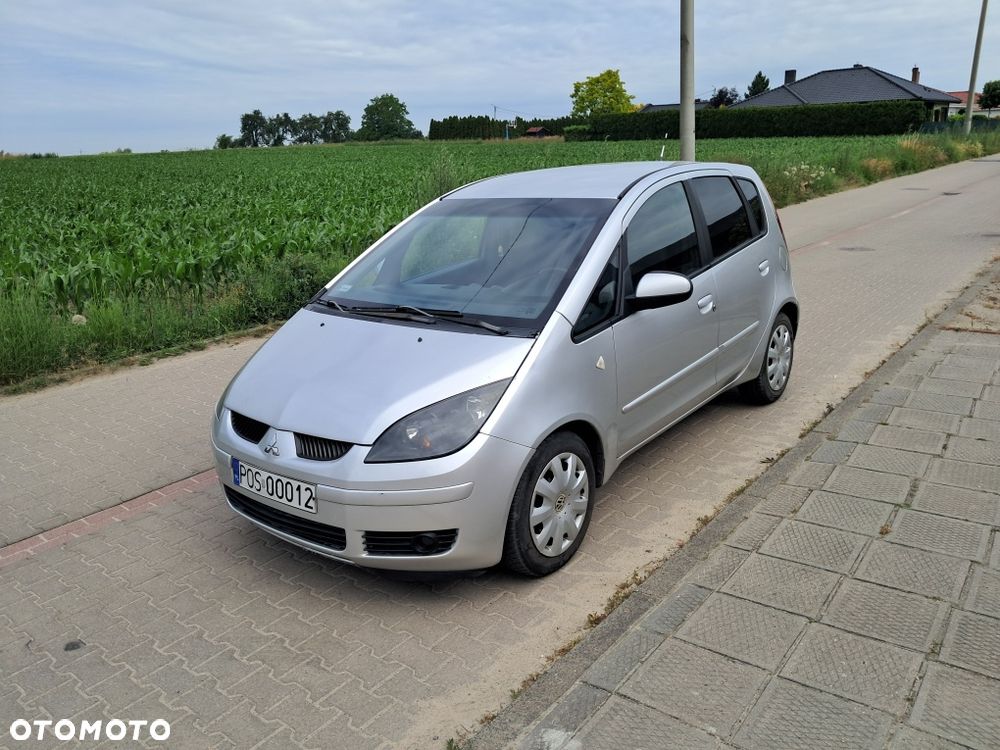 Mitsubishi Colt - 1