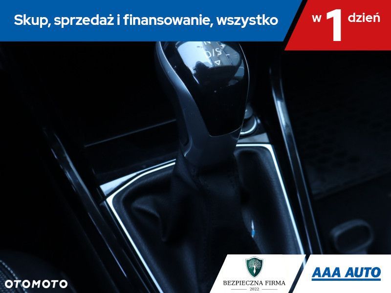 Volkswagen T-Cross - 18