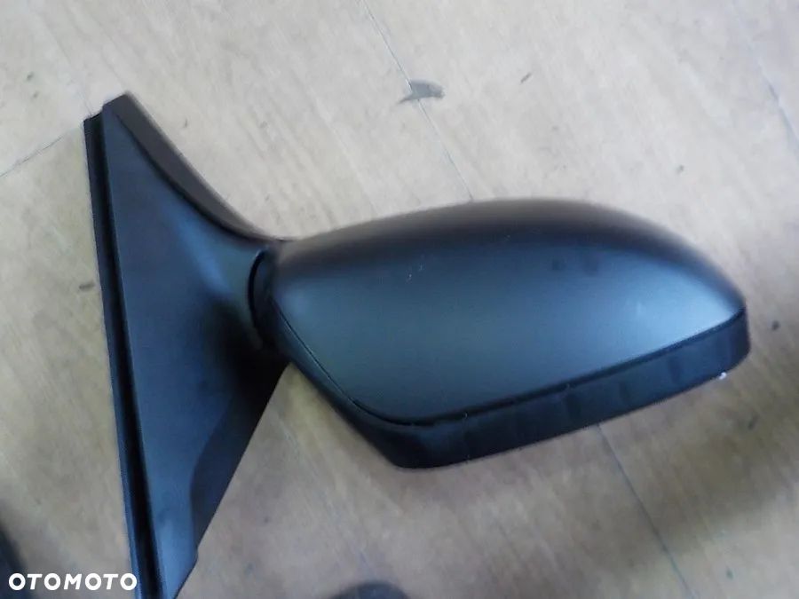 SUZUKI SWIFT  mk6 05R- LUSTERKO eur PRAWE RĘCZNE - 1