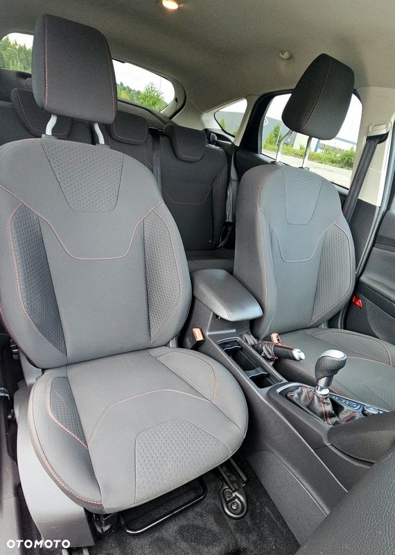 Ford Focus 1.5 TDCi ST-Line - 23