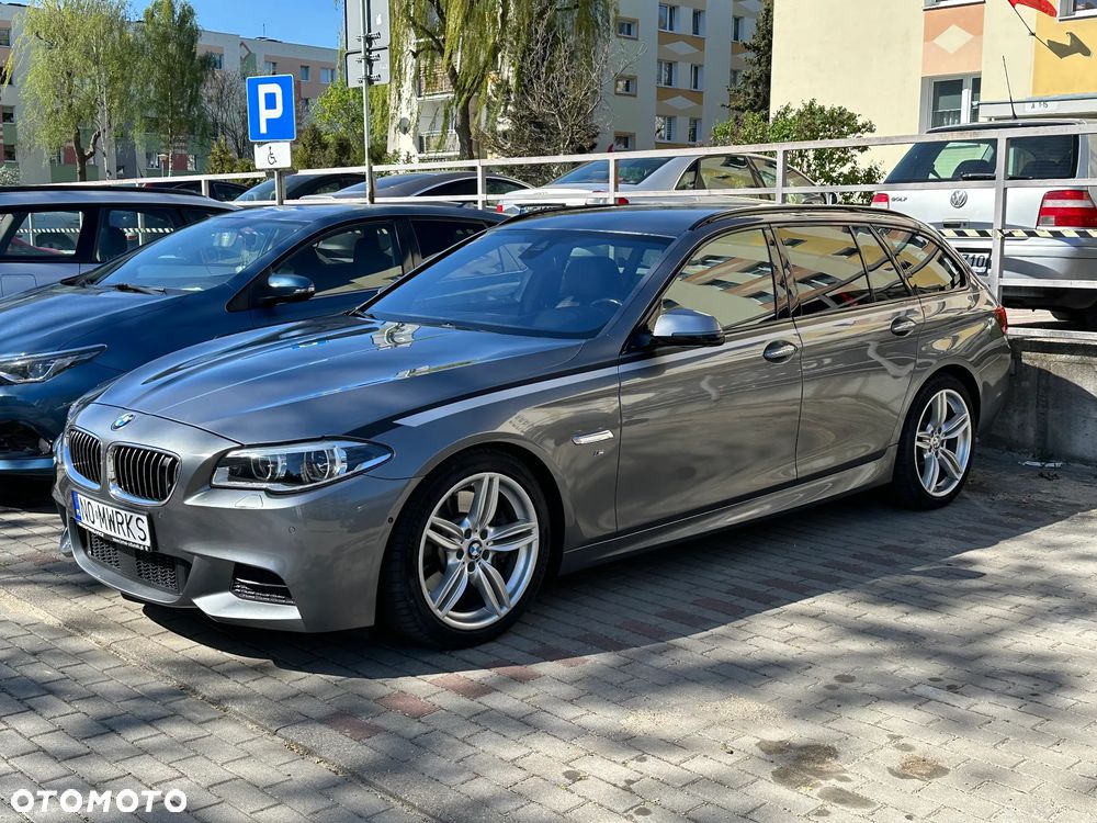 BMW Seria 5 M550d xDrive Sport-Aut - 2