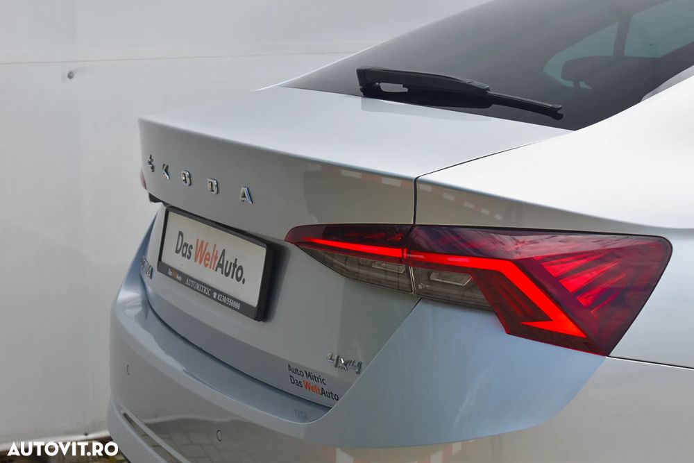 Skoda Octavia 2.0 TDI DSG 4X4 Style - 16