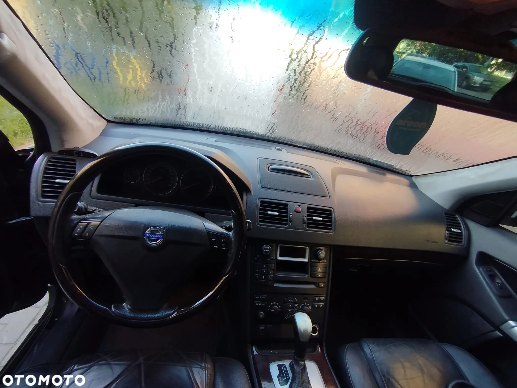 Volvo XC 90 2.9 T6 - 12