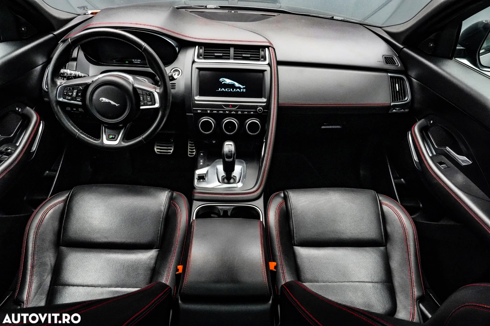 Jaguar E-Pace D150 AWD R-Dynamic S - 7