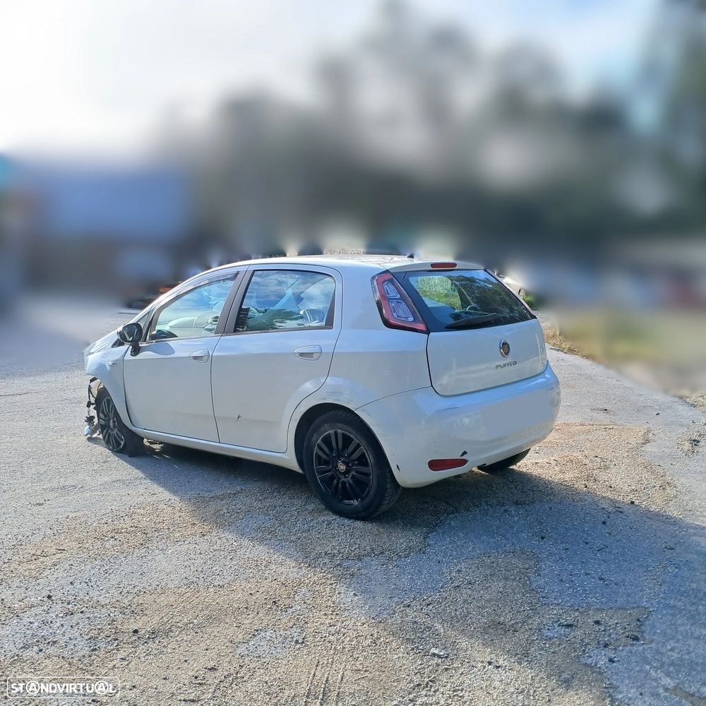 Fiat Punto 1.2 de 2013 – Peças Usadas (10201) - 3