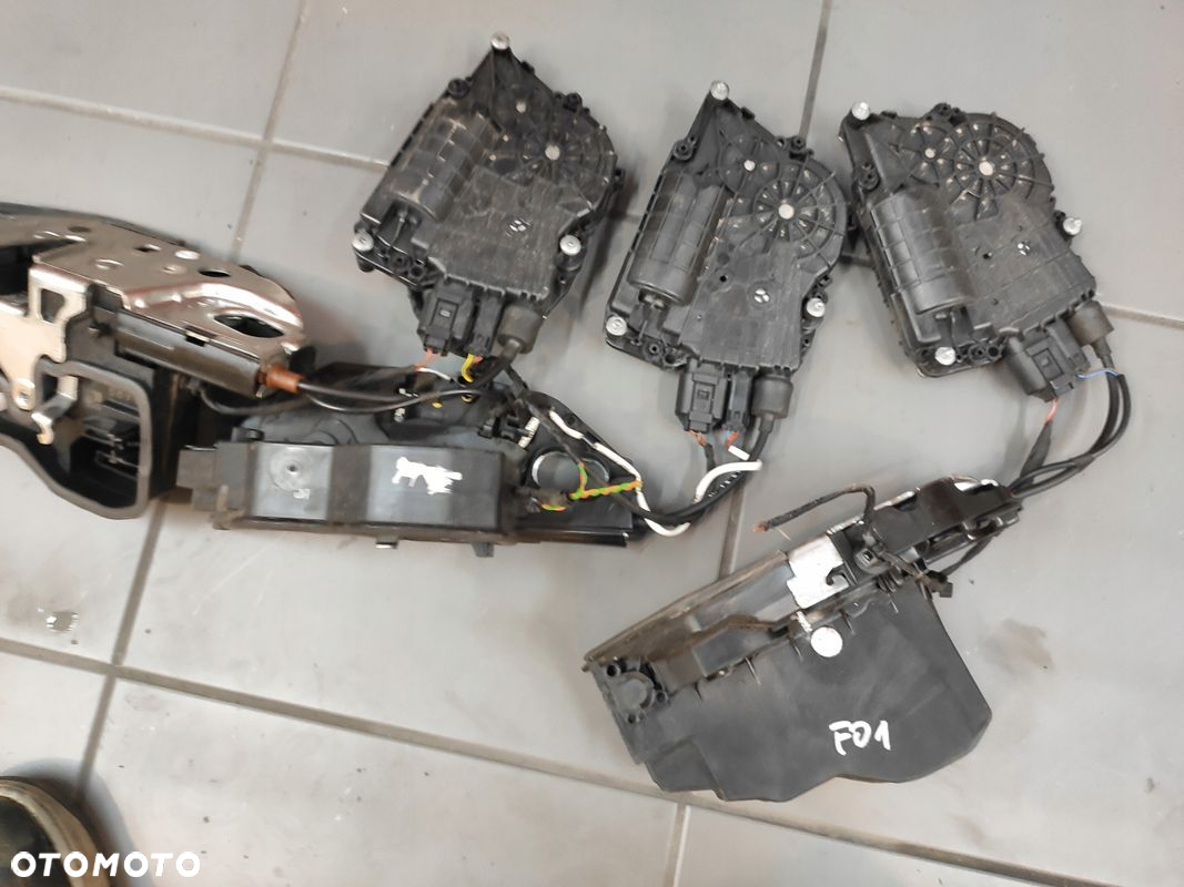 BMW 7 F01 F02 ZAMEK DOCIĄG DRZWI SOFT CLOSE LEWY PRAWY TYŁ - 8
