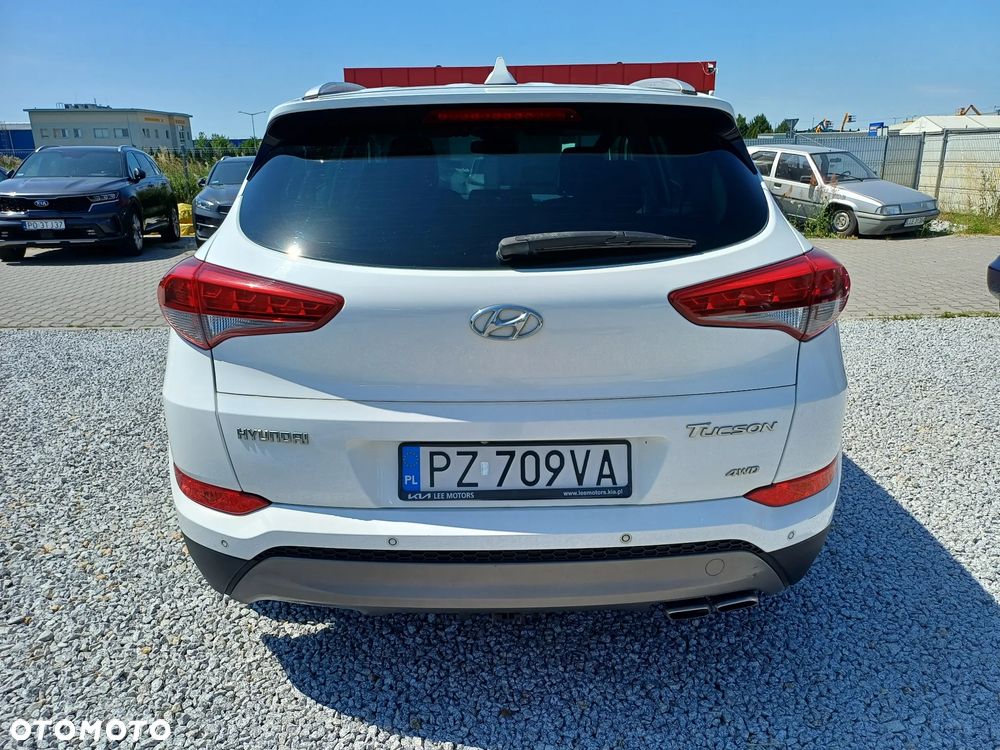 Hyundai Tucson 2.0 CRDI Premium 4WD - 6