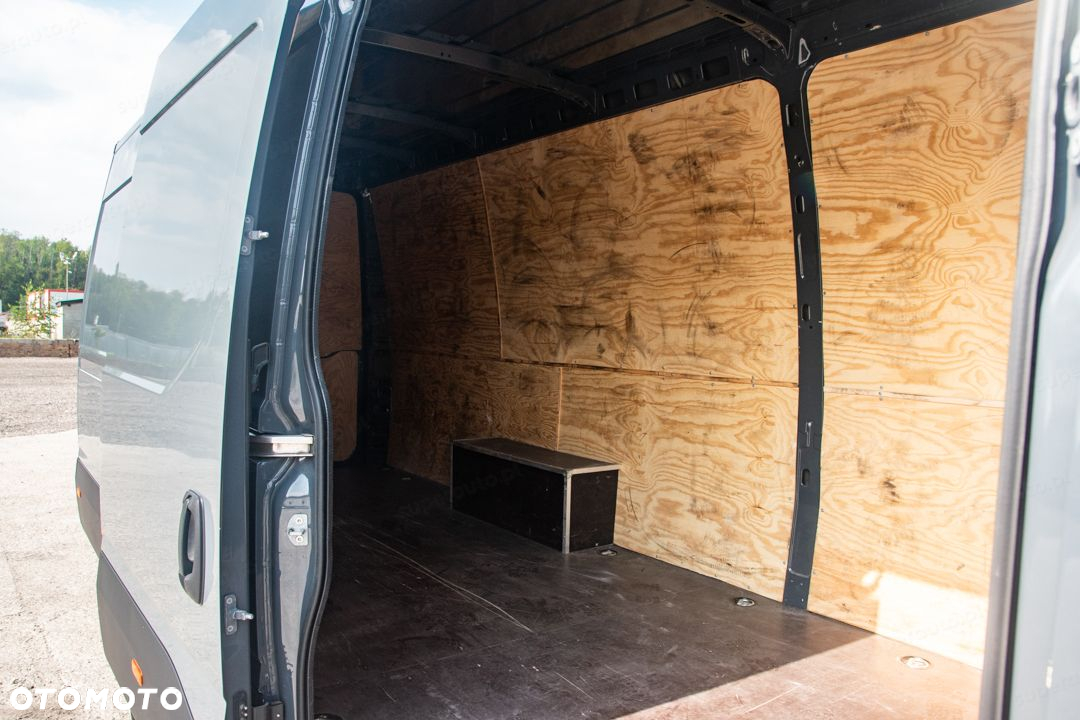 Iveco Daily 35S18 Hi-Matic 16m3 L4H2 3.0 180KM - 8