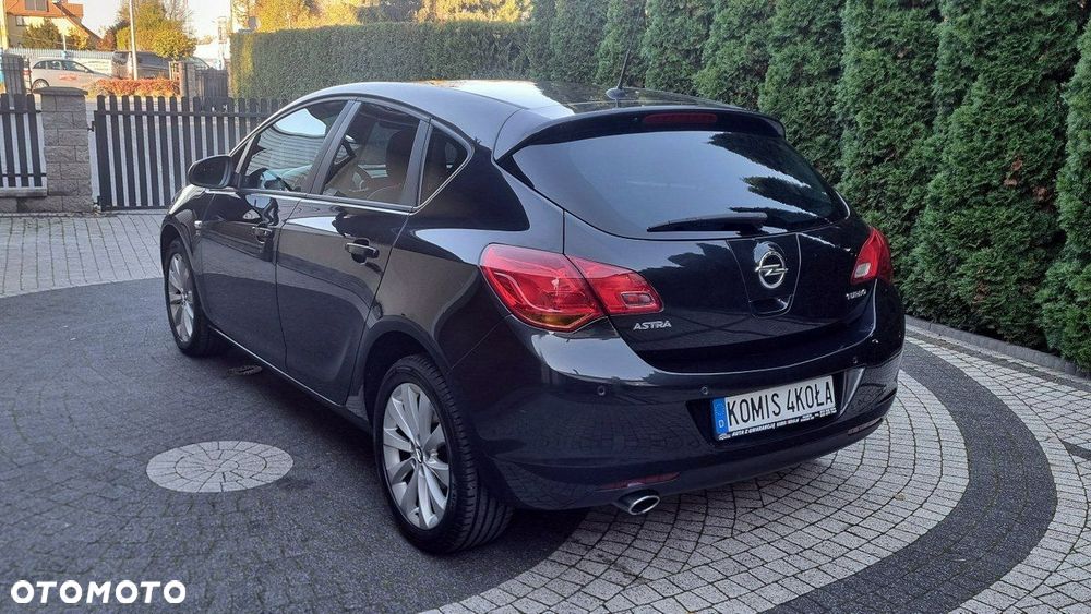 Opel Astra - 4