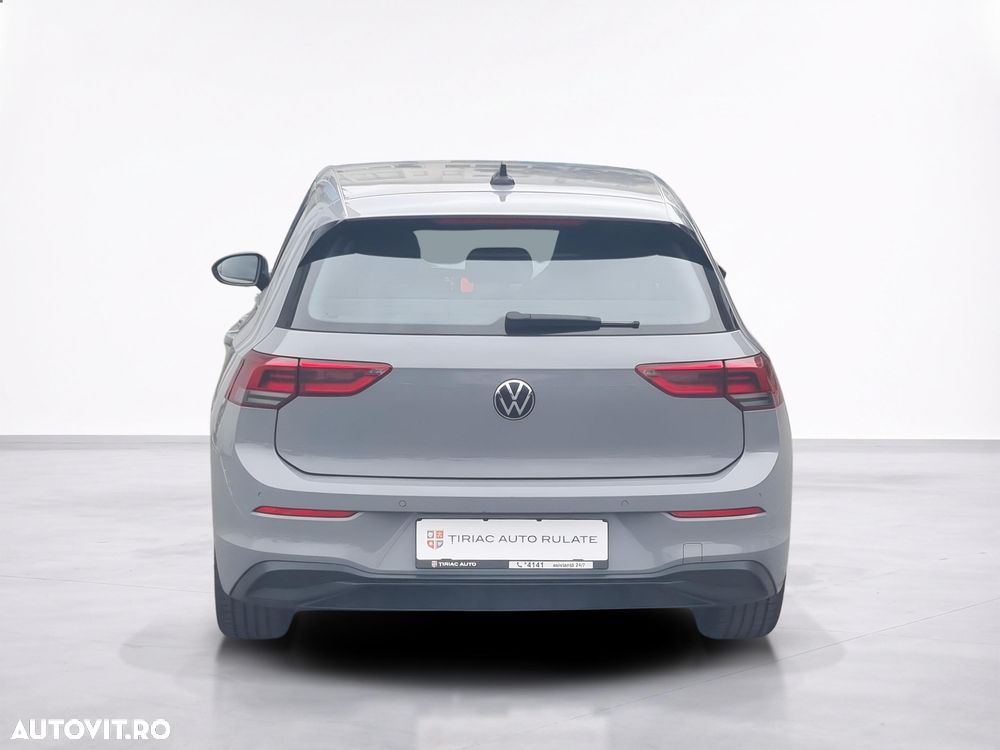 Volkswagen Golf - 5