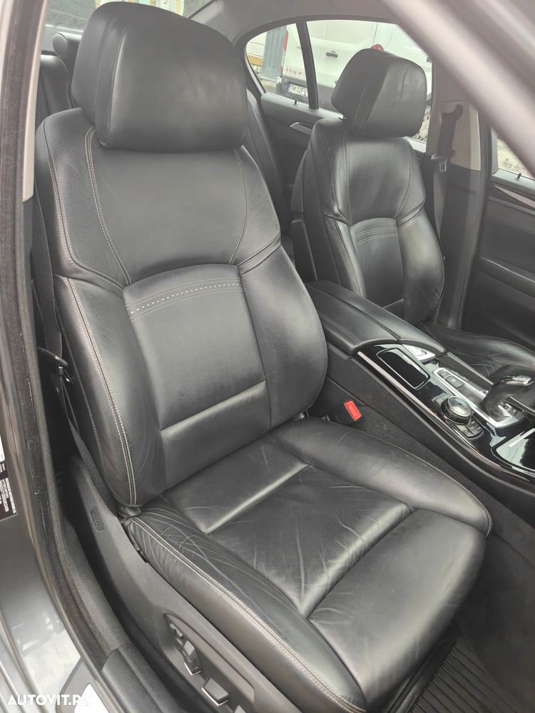 BMW Seria 5 535d xDrive AT - 14