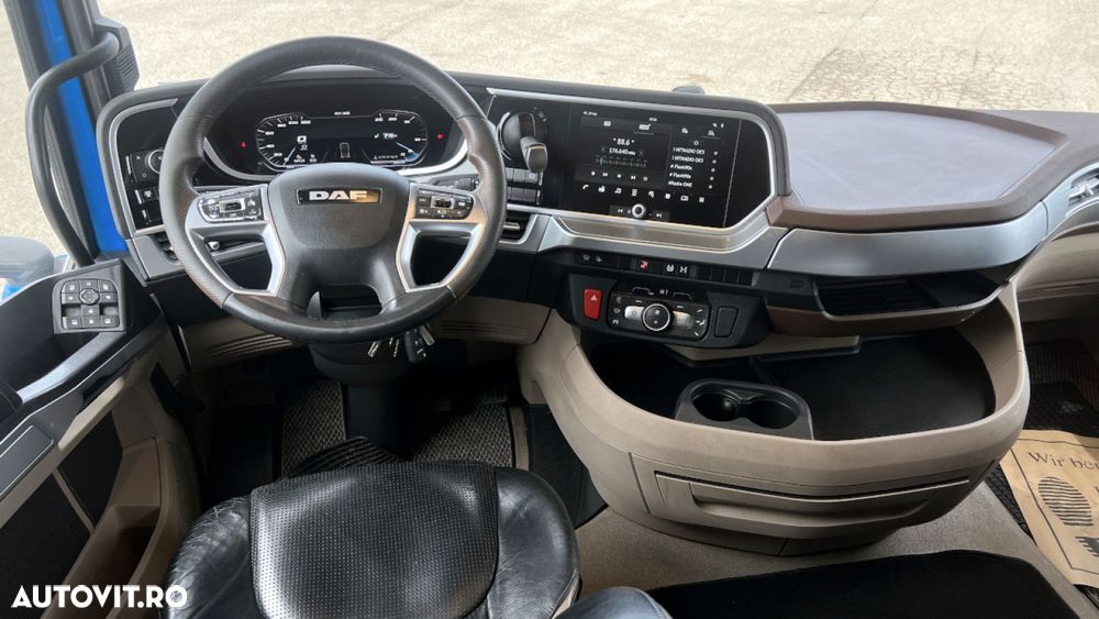DAF XG+ 530 FT new model full leather - 4