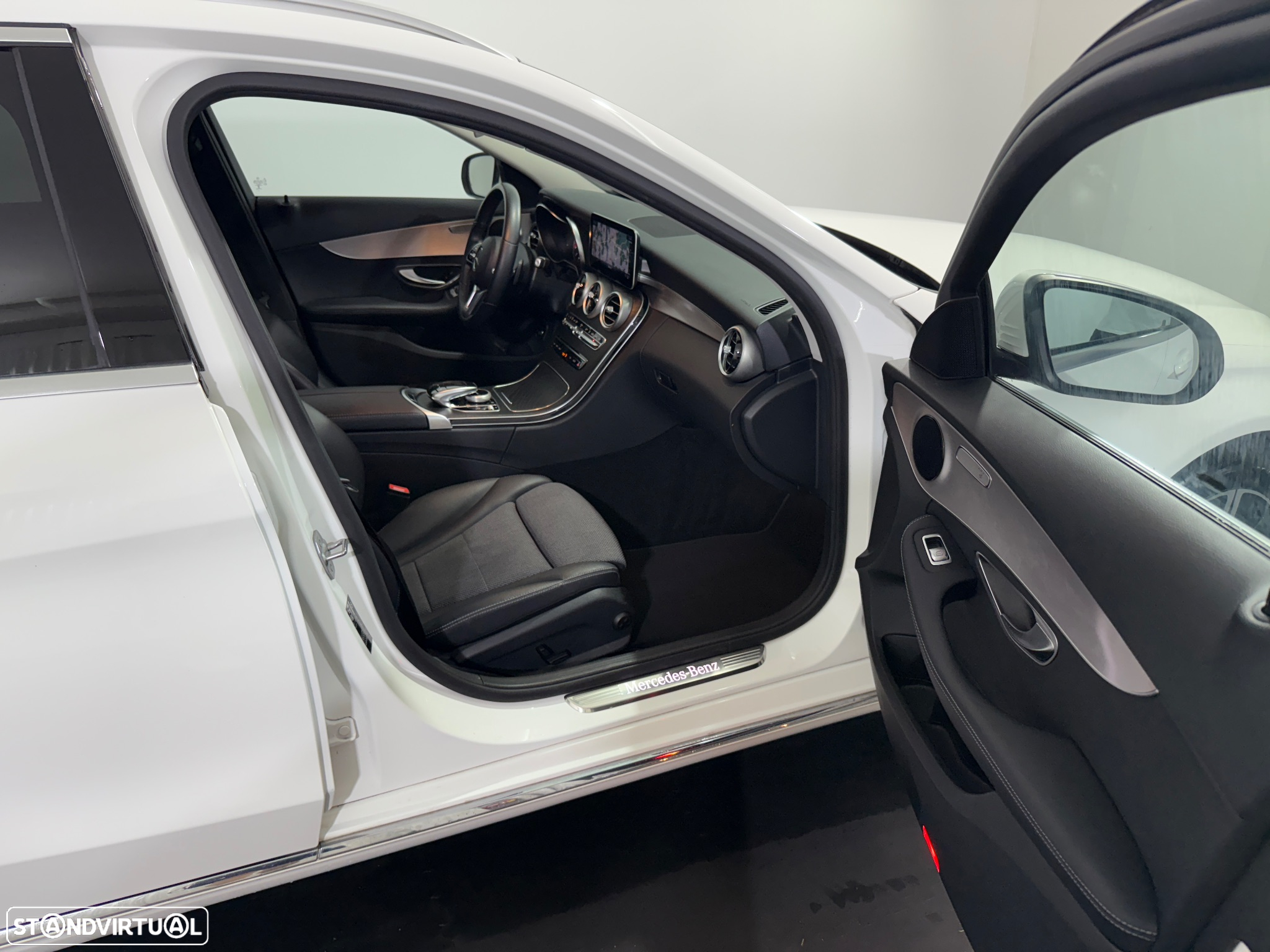 Mercedes-Benz C 300 de Avantgarde - 17