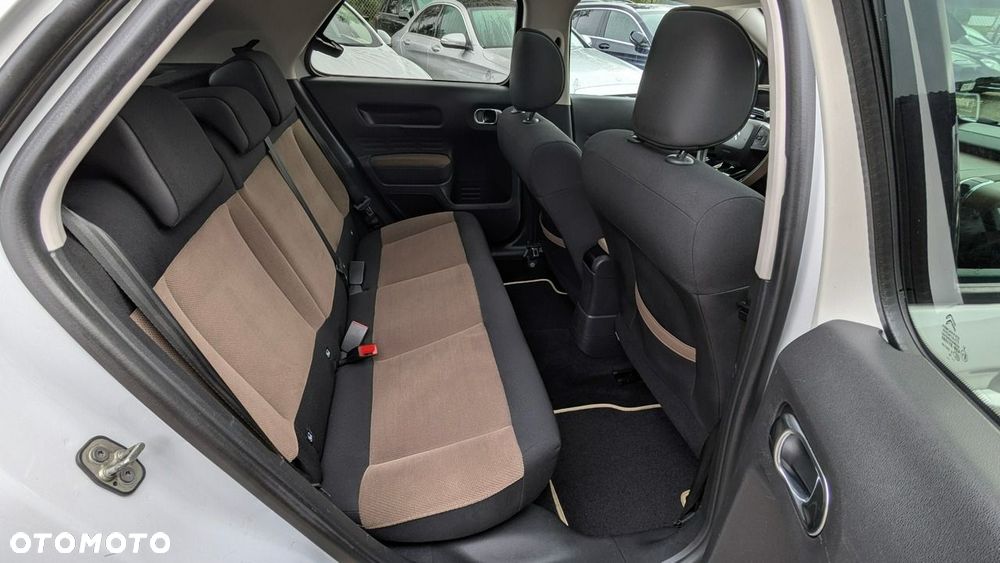 Citroën C4 Cactus 1.2 PureTech Shine Edition S&S - 18