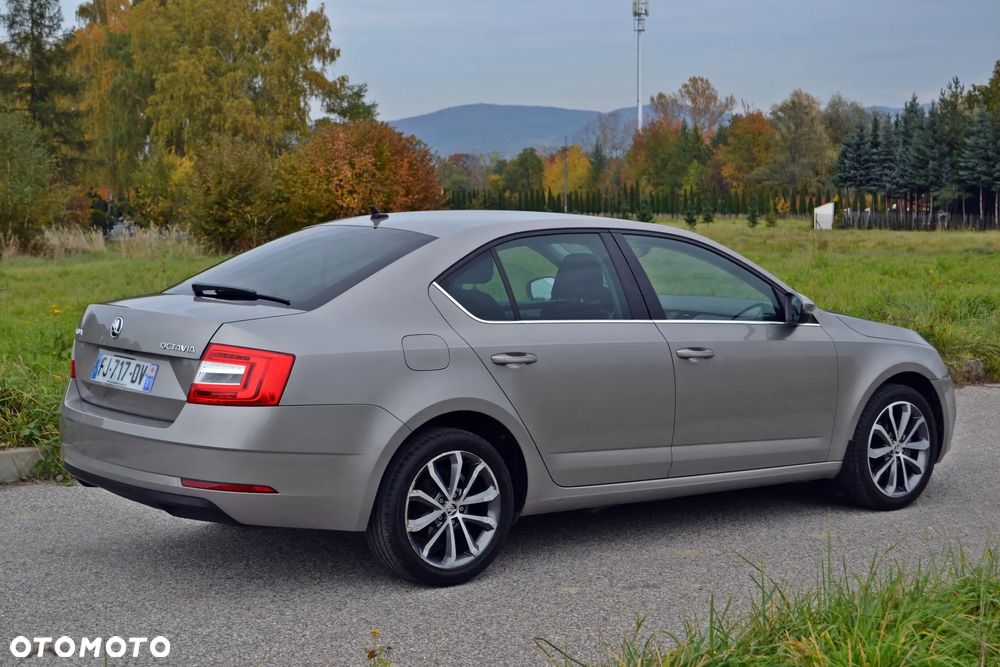 Skoda Octavia - 2