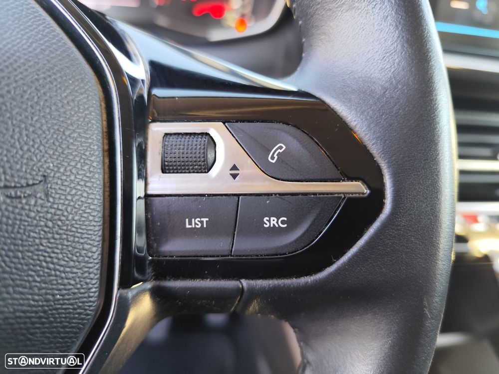 Peugeot 208 1.5 BlueHDi Allure Pack - 18