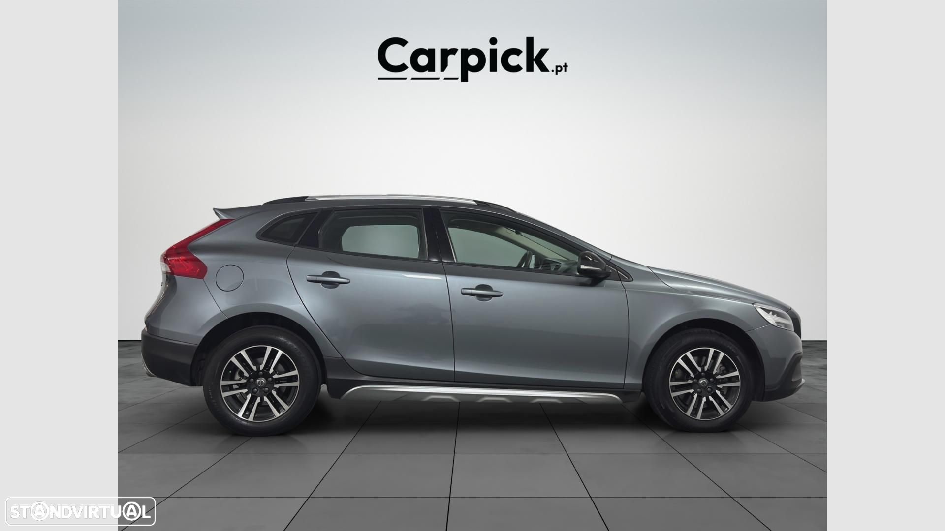 Volvo V60 Cross Country 2.0 D3 Plus - 6