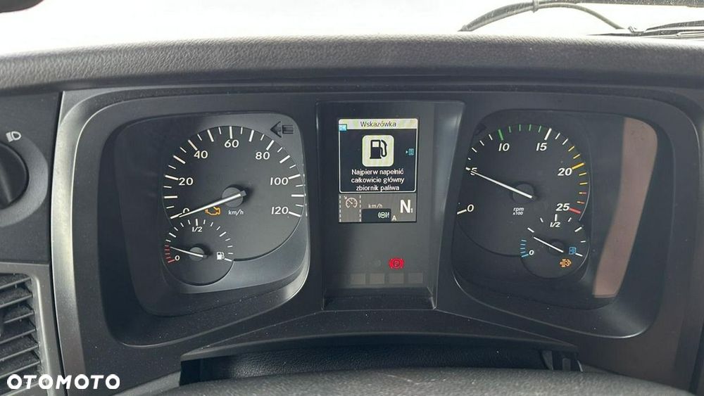 Mercedes-Benz Actros - 15