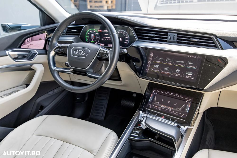 Audi e-tron - 30