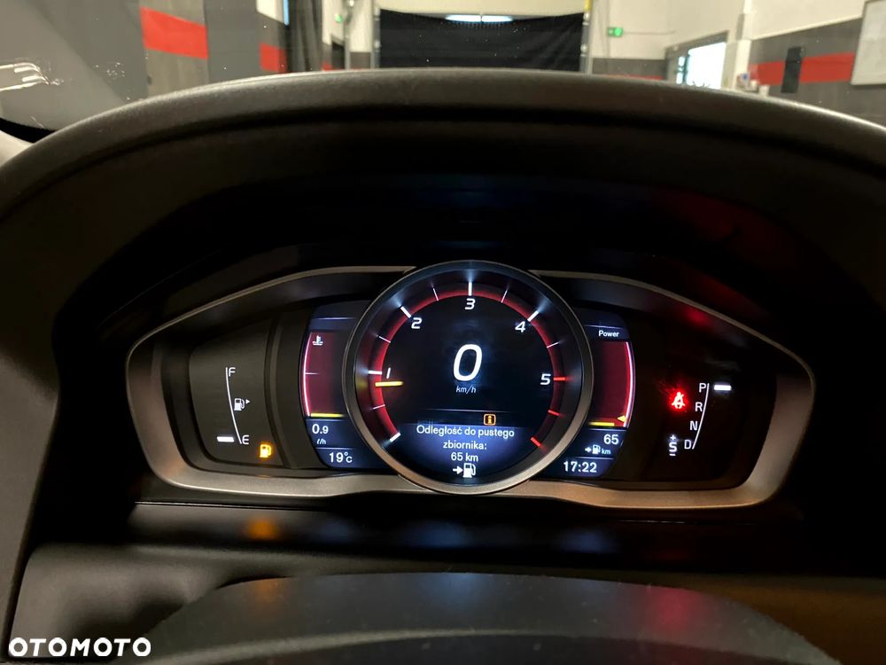 Volvo XC 60 D4 Drive-E Ocean Race - 18