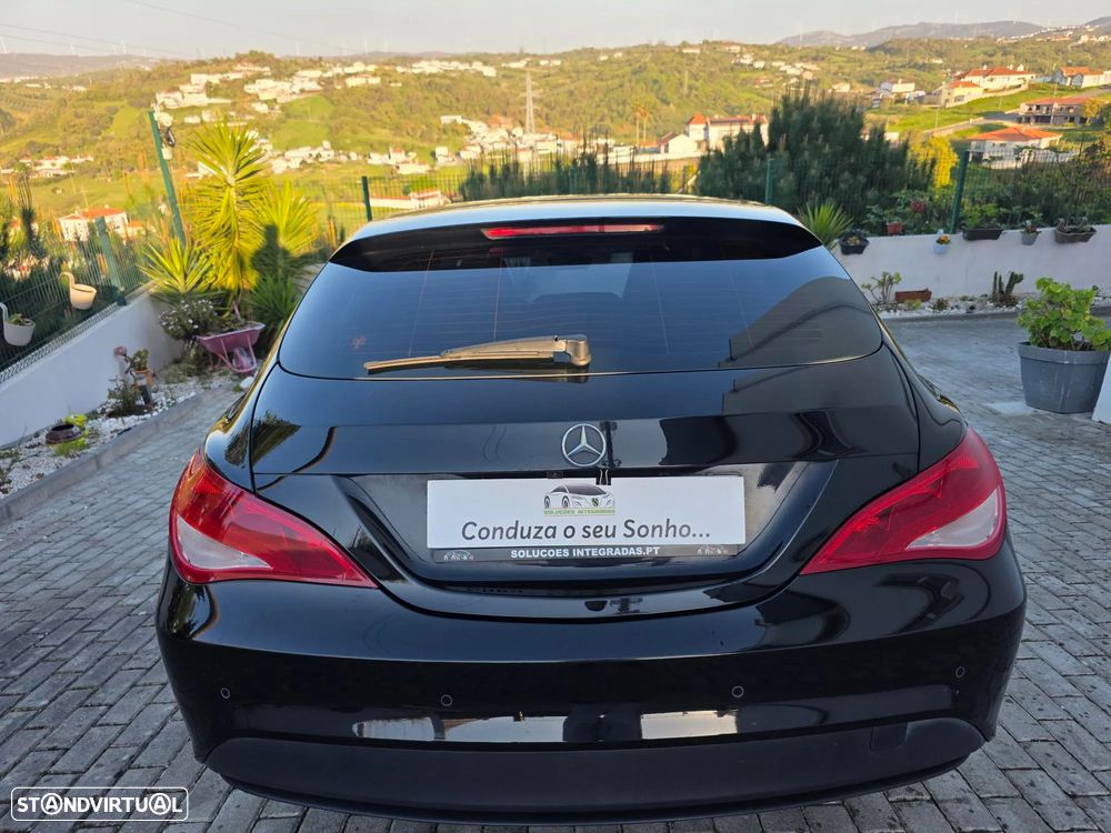 Mercedes-Benz CLA 180 d Shooting Brake AMG Line - 56