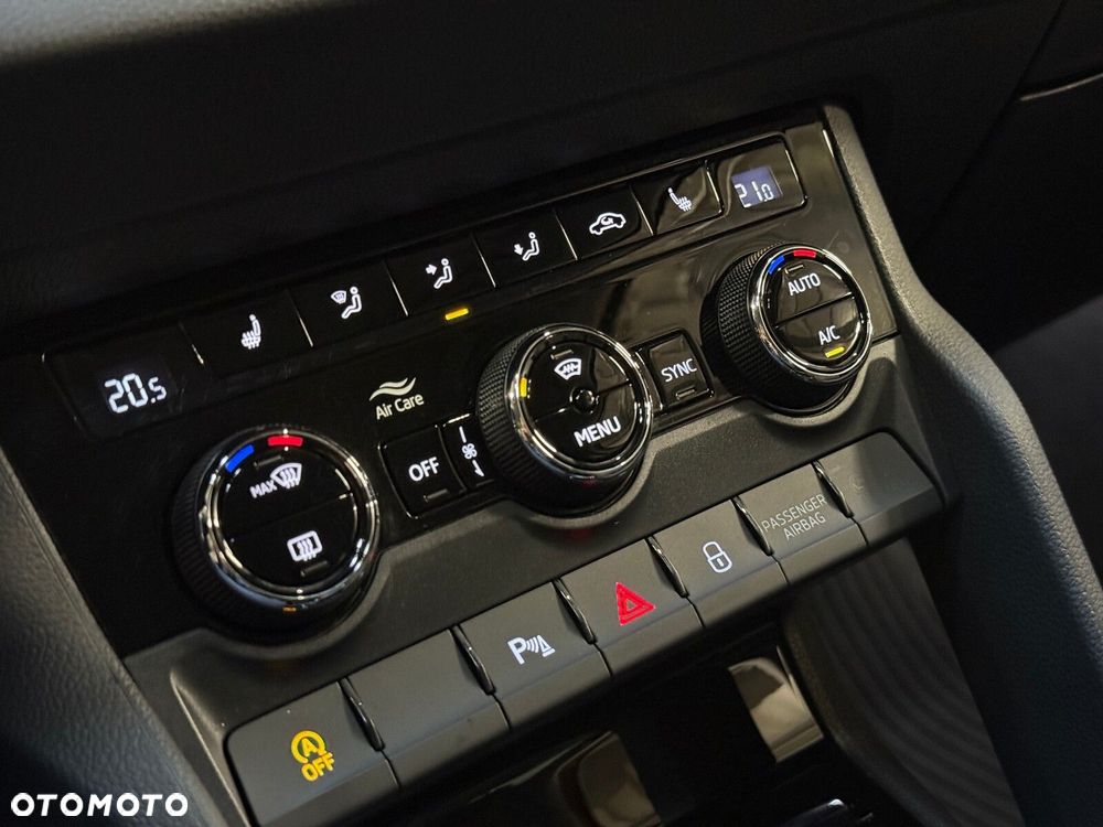 Skoda Karoq 1.5 TSI ACT Style DSG - 31