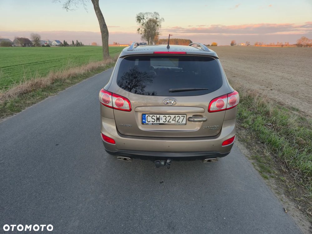 Hyundai Santa Fe - 22