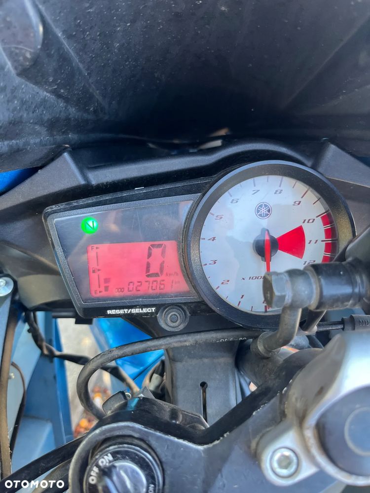 Yamaha YZF - 10