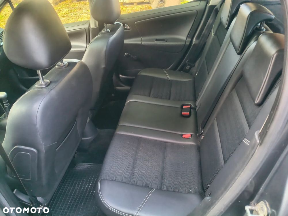 Peugeot 207 1.6 HDi Trendy - 13